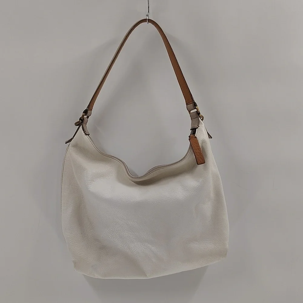 Fossil White Ivory Leather Hobo Bag Zip Beige Pocket Front Zip Top Shoulder Bag